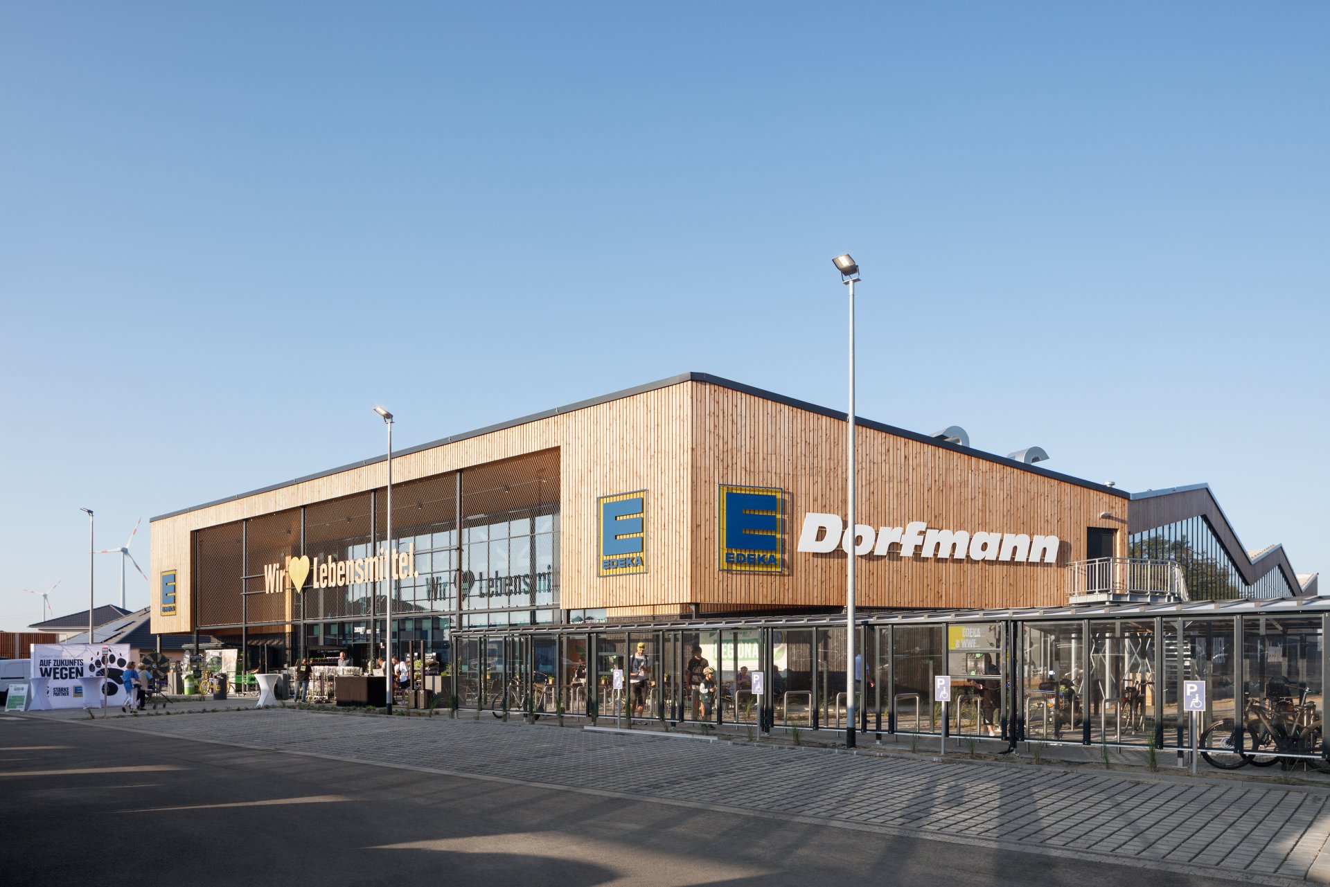 EDEKA - The Store of the Future in Nauen